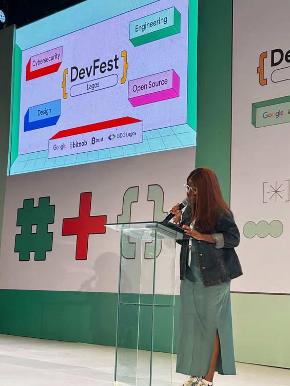 FaithOnasanyaa's tweet image. Working behind the scenes as a DWG member was amazing but stepping out of my comfort zone to host Day 2 and Day 5 of DevFest Lagos 2025 was so much fun!! 

Thank you for taking a chance on me @gdglagos 🥹❤️

#DevFestLagos2025 #GDGLagos #Host