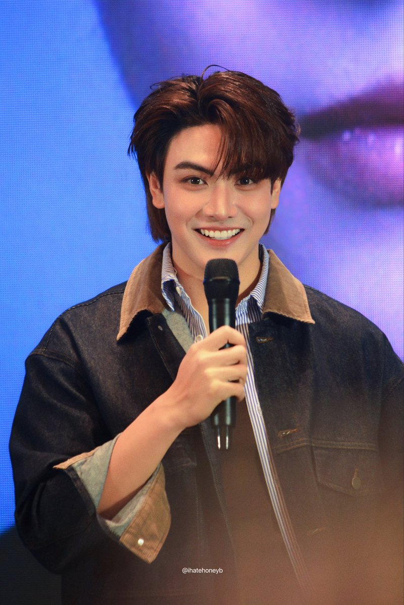 stavocadsunflwr's tweet image. “In all the world, there is no heart for me like yours...🤫
Say it! 🤭🤭

JOONG IN LOVE ZHEJIANG

#JoongFSinZhejiang
#จุงอาเชน #JoongArchen