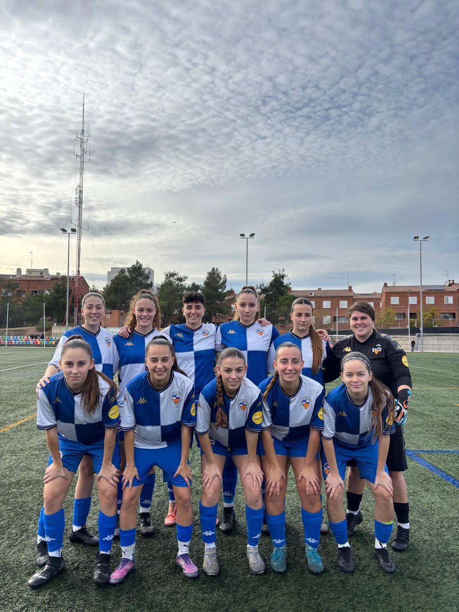 CESabadell's tweet image. ➕ Empat in extremis del 𝗖𝗘 𝗦𝗔𝗕𝗔𝗗𝗘𝗟𝗟 𝗙𝗘𝗠𝗘𝗡𝗜́ (1-1) en el seu partit contra el Terres de Lleida a Olímpia

📊 Les de @santi_vv1 sumen un punt gràcies a un gol d’Anita a l’afegit i una gran lluita

💪🏻 Seguim treballant, equip!

#AMQM