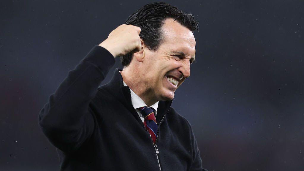 Unai Emery lo ha vuelto a hacer. Tras empezar la temporada con 3 puntos en 5 partidos marcando un solo gol, el Villa ya es 4º a falta de 2 partidos esta jornada.

Ya son 6 victorias en los últimos 7 partidos de Premier League. A pesar de la lesión de Tielemans, el bajón de