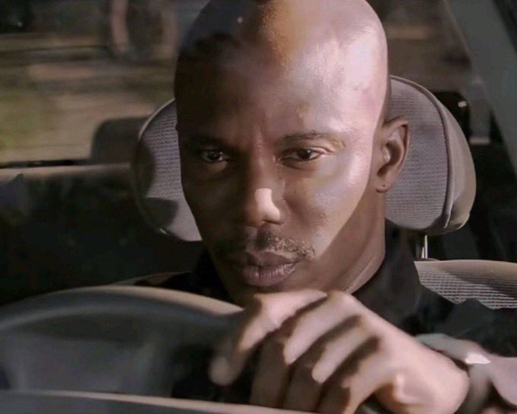 ese amigo que contesta a cualquier hora y no sabes a que hora duerme