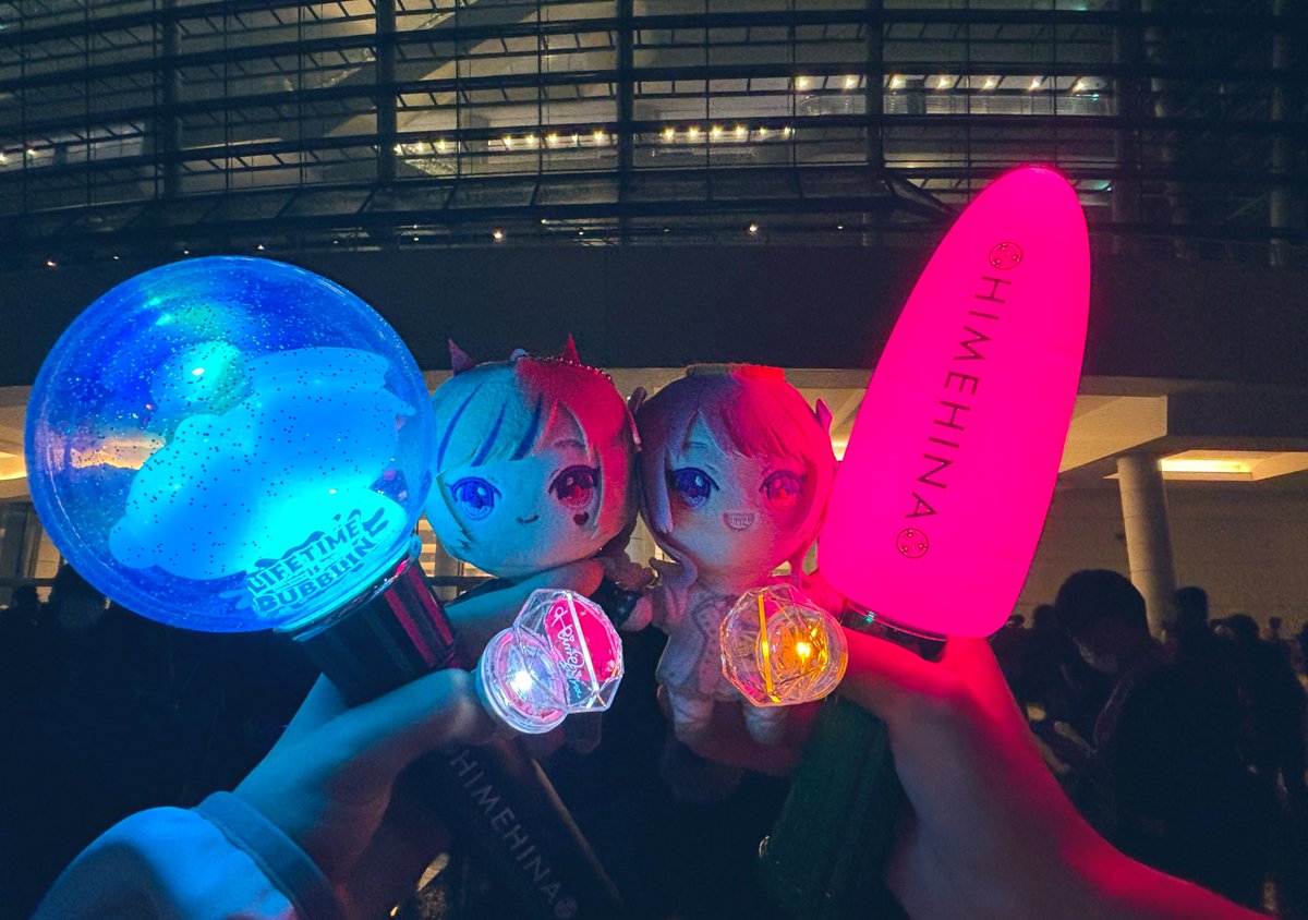 ymkymk_tr's tweet photo. 今回いつもよりJOJIが声出せる場面が多くてヒメヒナちゃんとより一体感があるライブで、、遺言の時の「先に行くよ」のあたりで私も泣いちゃったт_т 機材トラブルの中諦めずに対応やアドリブで対策してくれて本当にありがとう、次はアジアツアー大阪札幌は絶対絶対行くからねーっ‼️#ヒメヒナバブライブ https://t.co/LoLzJgE8Du