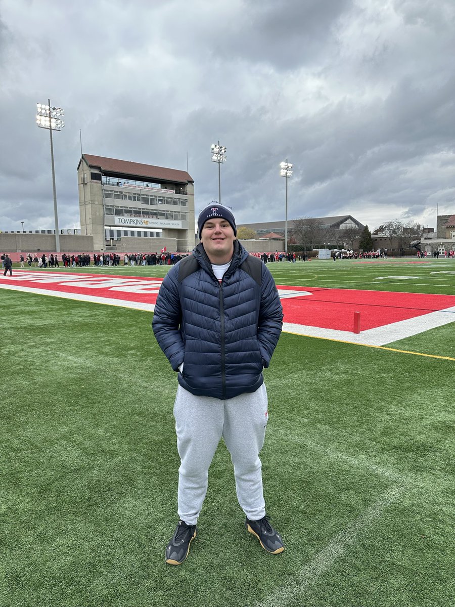 Logan Scott tweet media