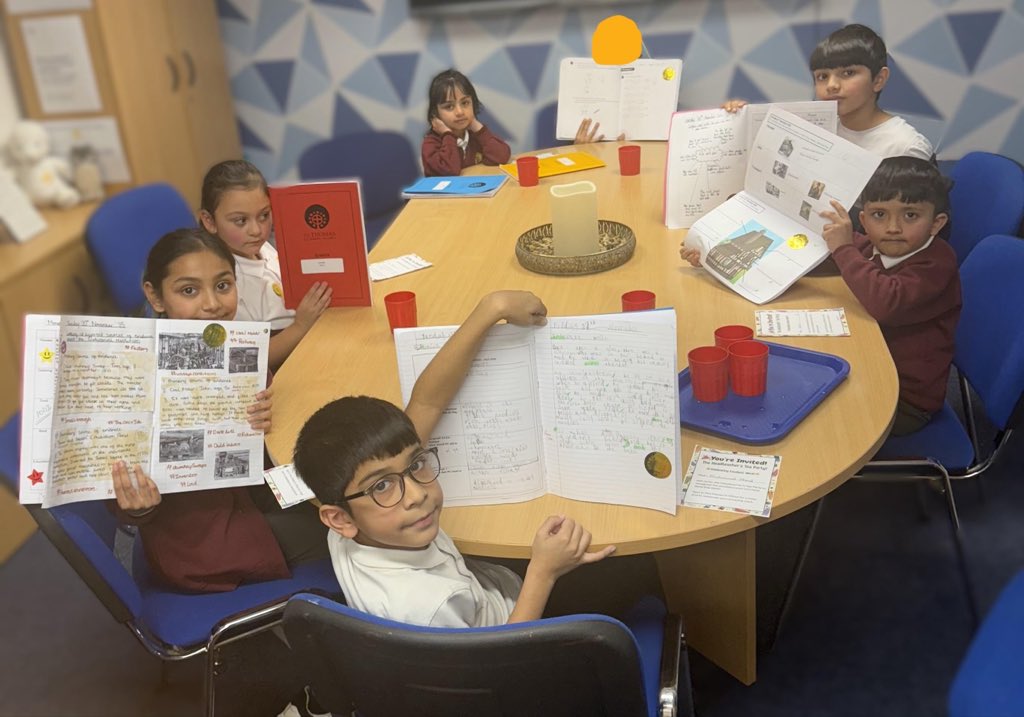 It was a real pleasure to host the Headteacher’s Tea Party on Friday afternoon. I was so impressed with the wonderful work the children have produced this week. You will have the opportunity to see their fabulous work at Parents’ Evening next week.