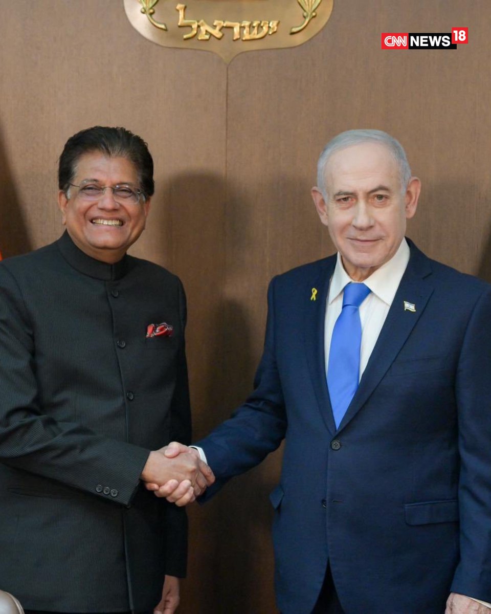 CNNnews18's tweet image. Piyush Goyal on Sunday met Israeli Prime Minister Benjamin Netanyahu and other senior officials to strengthen economic, technological, and strategic ties between the two countries.

#PiyushGoyal #BenjaminNetanyahu #Israel 

news18.com/world/piyush-g…