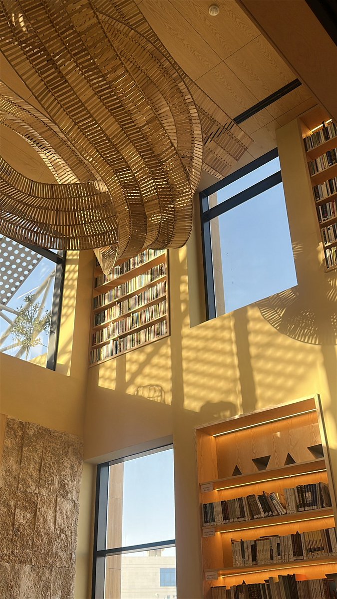 eullrc's tweet photo. سعيدة جداً بتطوعي مع غرس يقرأ في بيت الثقافة 📚
تطوّعت كمصوّرة، وهذه بعض اللقطات من اليوم الجميل. https://t.co/aWA7Sc5e9X