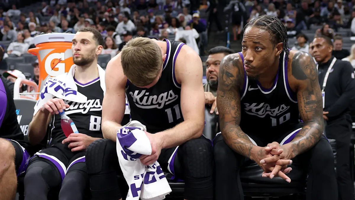 TheDunkCentral's tweet image. The Sacramento Kings are reportedly willing to trade anyone on their roster except for Keegan Murray and Nique Clifford, per @JakeLFischer 

That means players like Zach LaVine, DeMar DeRozan, Domantas Sabonis, Keon Ellis, Malik Monk, and even Russell Westbrook could be available…