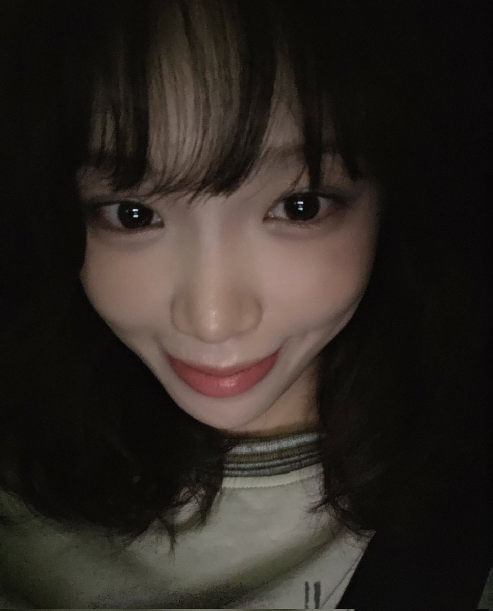 [WEVERSE DM] 251123 #KIMCHAEWON 🐯 

: FEARNOT!! 1st place on Inkigayo ㅠㅠㅠ
: thank you so muchhh ㅠㅠㅠ
: i’ll never forget that it’s all thanks to FEARNOTs and i’ll keep working hard haha 🍀 
: hehe thanks for the lovely words