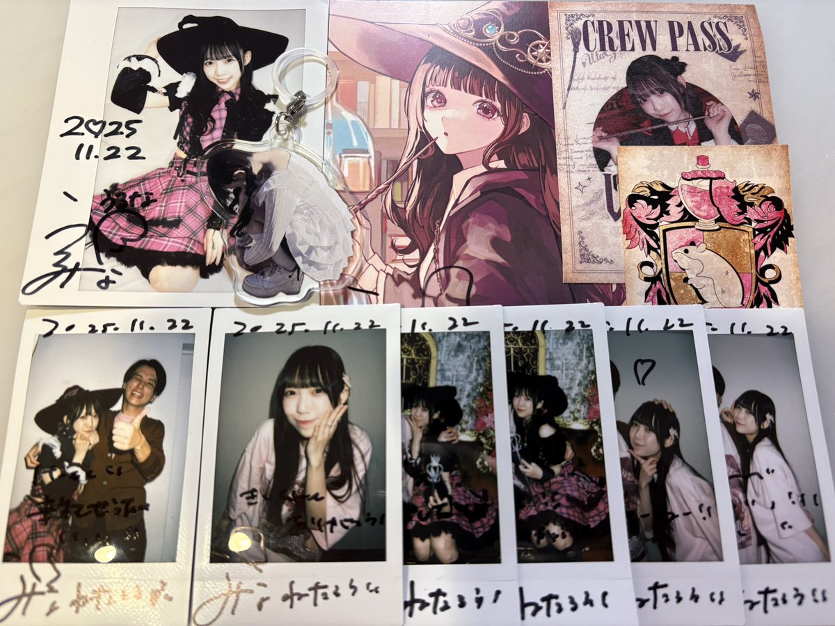 netaro3373's tweet photo. 生誕祭の羽賀さん。うるなが世界一幸せになる為の日なんやけど、結局俺が世界一楽しく幸せにしてもらってしまった。さすがスーパーアイドル、勝てへんなあ。初めて一緒にお祝いできた日、これから毎年一緒にお祝いしたい、するぞ！これからもよろしく。ハッピーバースデイ🎉(ALT有〼)

#うちゃんと一緒 https://t.co/qRnMFZmufD