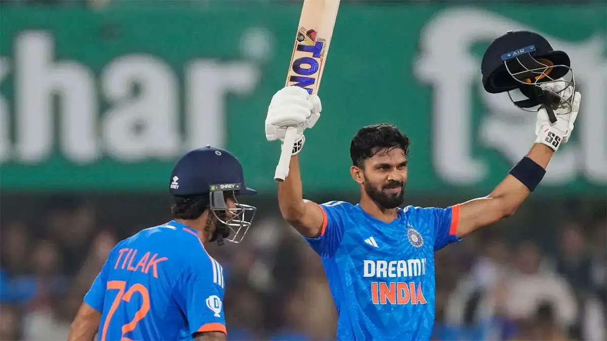 WorshipDhoni's tweet image. 🚨 RUTURAJ GAIKWAD IS BACK IN INDIA&apos;S ODI SQUAD. 🚨