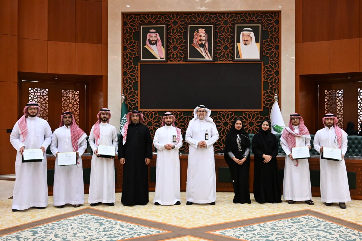 جامعة الملك عبدالعزيز tweet media