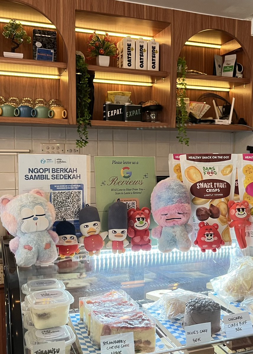 iamutss's tweet image. lottoz birthday cafe event by @2ndspring thank uuu!🧡