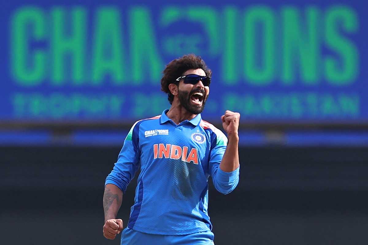 CricCrazyJohns's tweet image. 🚨 RAVINDRA JADEJA IS BACK IN THE ODI TEAM 🚨

- No place for Axar Patel in the squad.