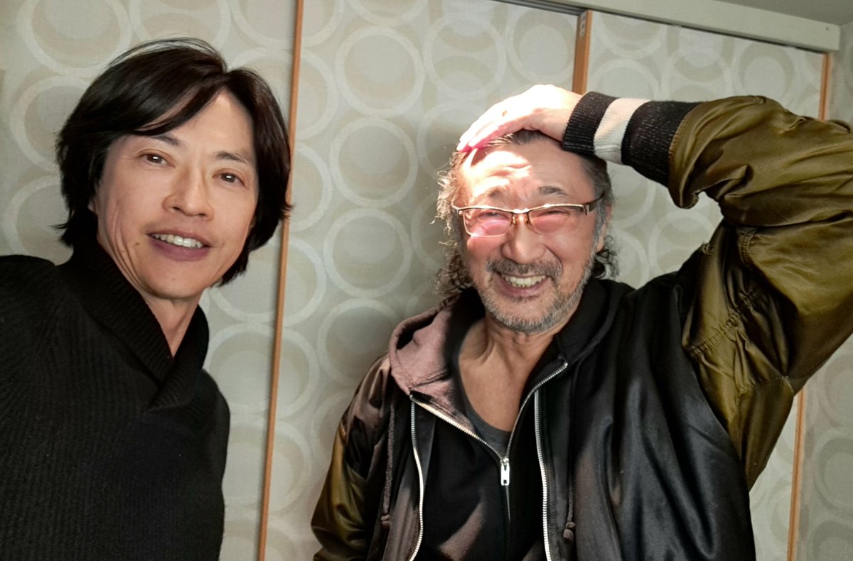 godamasashi109's tweet image. 準備万端！
明夫さんと😆
30年の時を超えて #バラリベンジャー と再会😂
#シャルル
#オーレンジャー #オーブルー
#大塚明夫