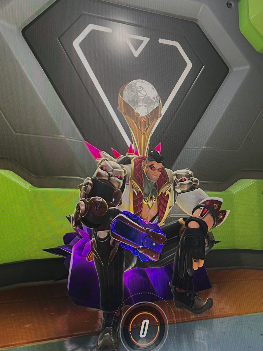 KB_exe's tweet image. this album and some overwatch stadium comp 🤌🏼🔥