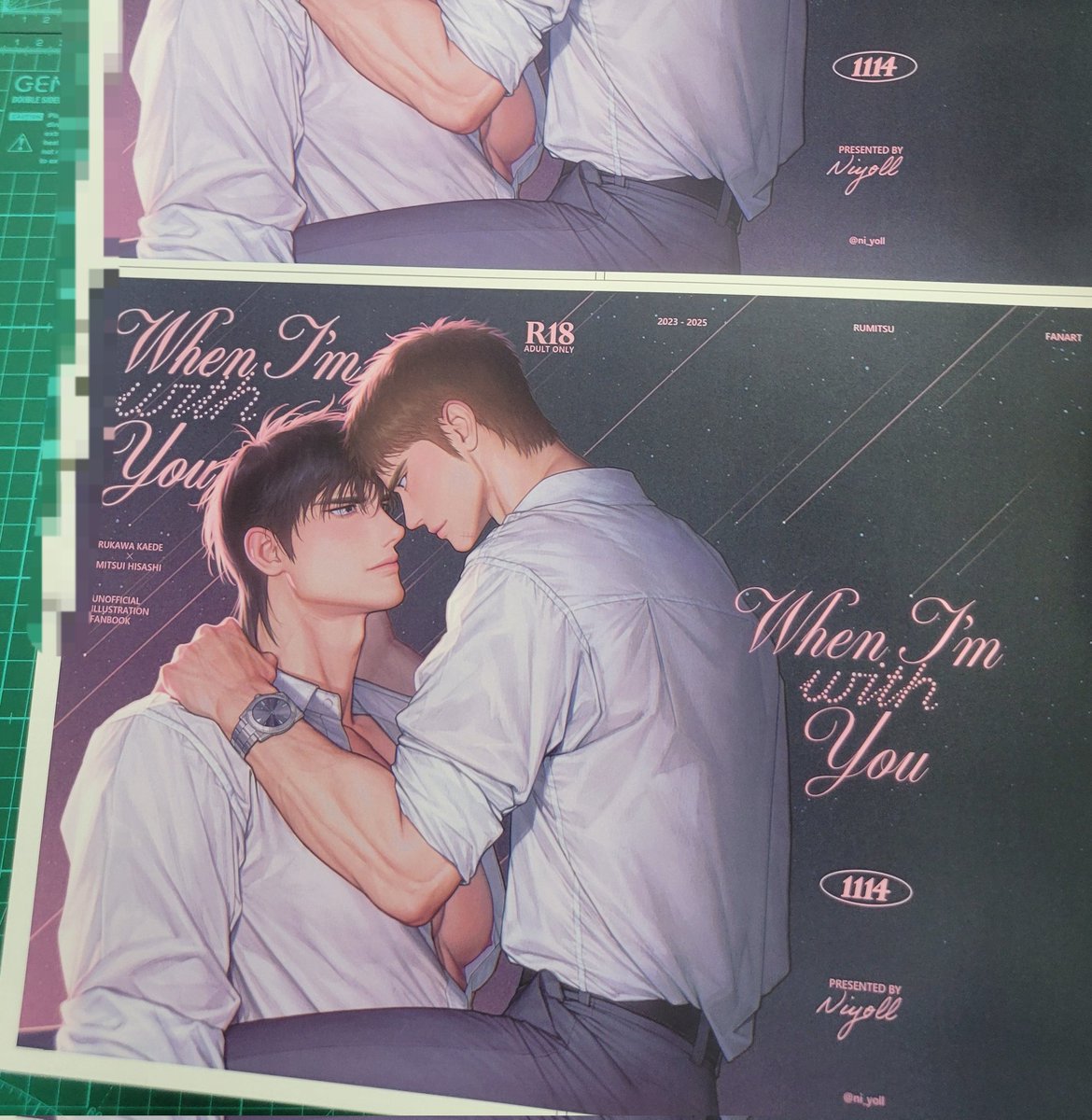 無聖光版本的流三畫冊今天送印啦！
試印效果超級滿意！😍😇
台北CWT71 活動（12／13, 12／14）當天會有少量現貨，
想收藏 未修正版本🥖 的朋友請一定要把握！

🚨攤位號碼兩天都是N79N80 生鮮辣椒園

🚨另外，活動現場也準備了限定周邊，敬請期待！💕