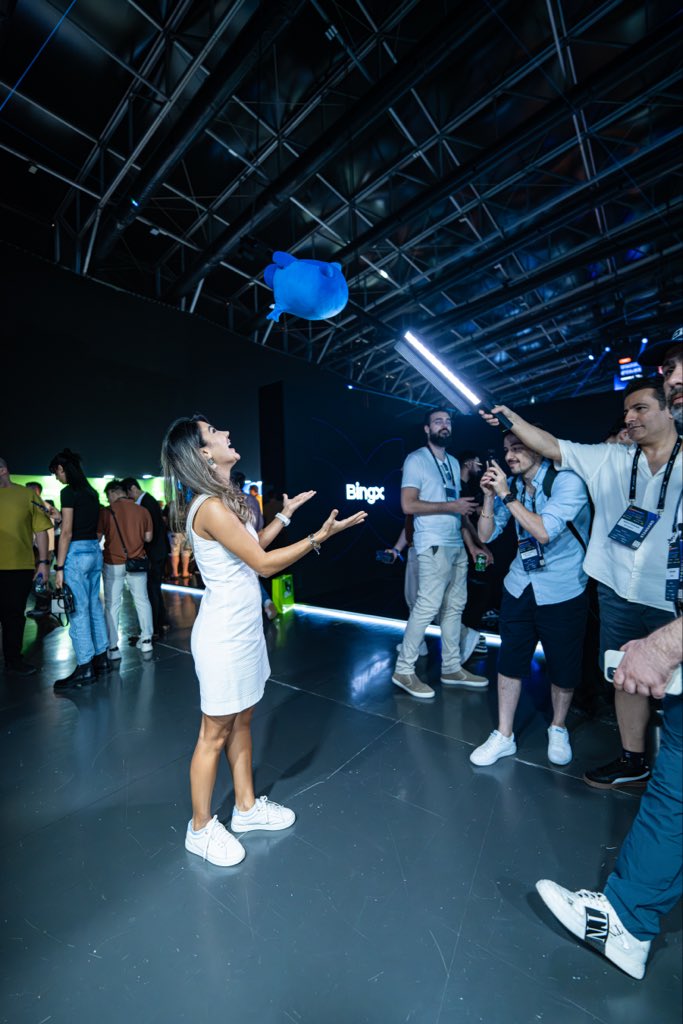 Cheriz_wilfred's tweet image. As a Business Development Manager @BingXOfficial , I’m proud to see our ecosystem shine on the global stage at Blockchain Life Dubai 2025 🇦🇪🚀

This year’s event brought together top innovators, founders, and decision-makers driving the next wave of Web3 growth -and BingX stood…