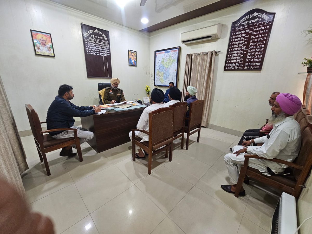 Ferozepurpolice's tweet image. 🚨 &quot;Swift Justice, Efficient Resolution&quot;
Samadhan Camps are being held at the Police Station level by SHO&apos;s to ensure prompt and effective resolution of public grievances across the district.

#SamadhanCamp #PP24X7 #CommittedToServe #FerozepurPolice