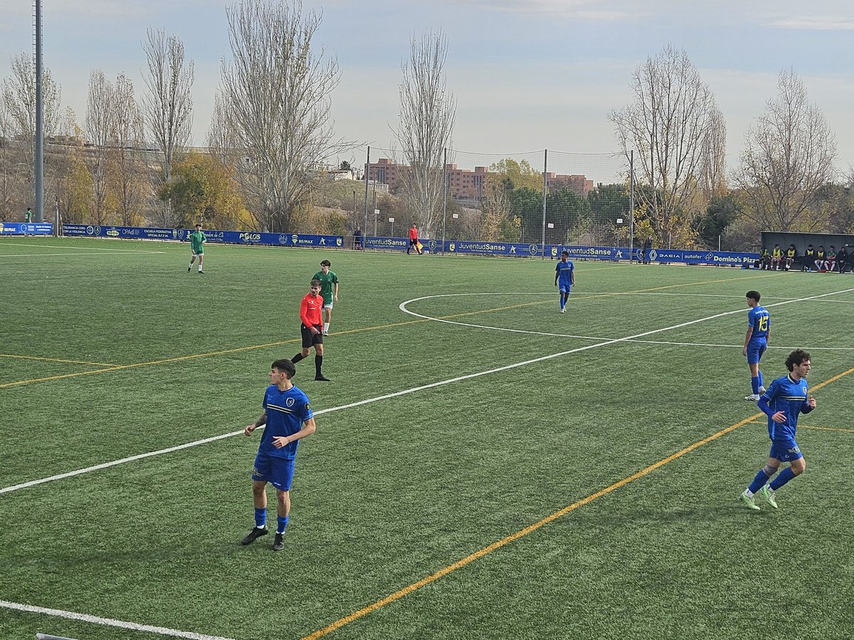 FINAL PREFERENTE AFICIONADO:

<a href="/JuventudSanse/">Juventud Sanse</a> 0-1 <a href="/Cfpozuelo/">CF Pozuelo</a> "B"

El Pozuelo "B" sigue firme en el liderato tras ganar por la mínima a un Juven que mereció más en la segunda parte.