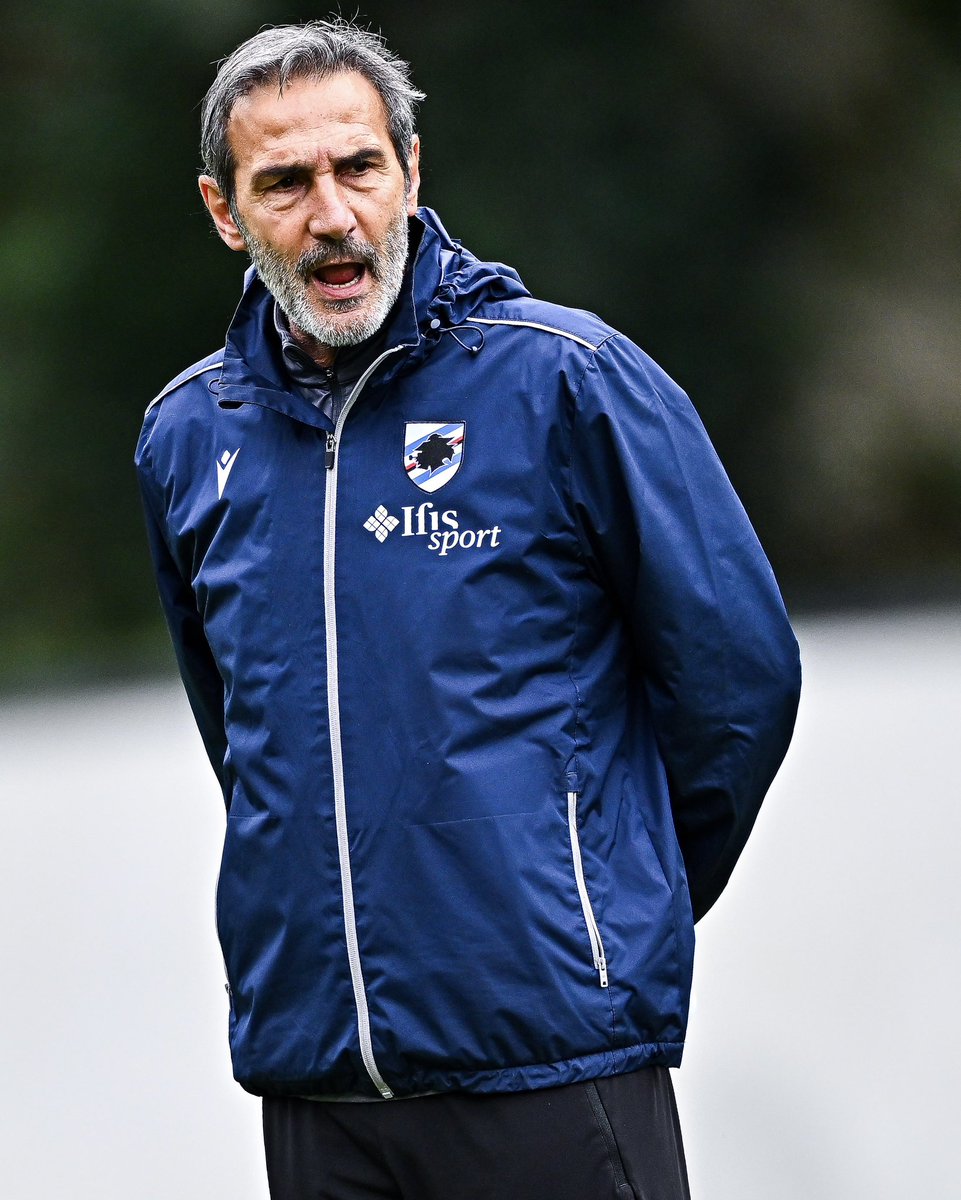 sampdoria's tweet image. 🎙️#Gregucci: «Coraggio e lucidità, è arrivato il momento di capire chi siamo». 

Verso #SampJuveStabia: la conferenza del tecnico blucerchiato è online sul nostro canale YouTube. 📲

#ForzaDoria 🔵⚪🔴⚫⚪🔵