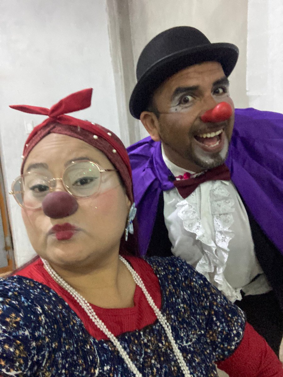 Chapulingrone's tweet image. Fui invitado a la apertura de SAFA CASA  un espacio cultural que abre sus puertas para hacer arte donde los recursos son escasos pero el talento y los sueños de alcanzar de ser vistos y  escuchados  abunda.
Viva el Arte! Y Viva Huaycan!!!.
#Yoestuveahi
#HeriditayAlivio