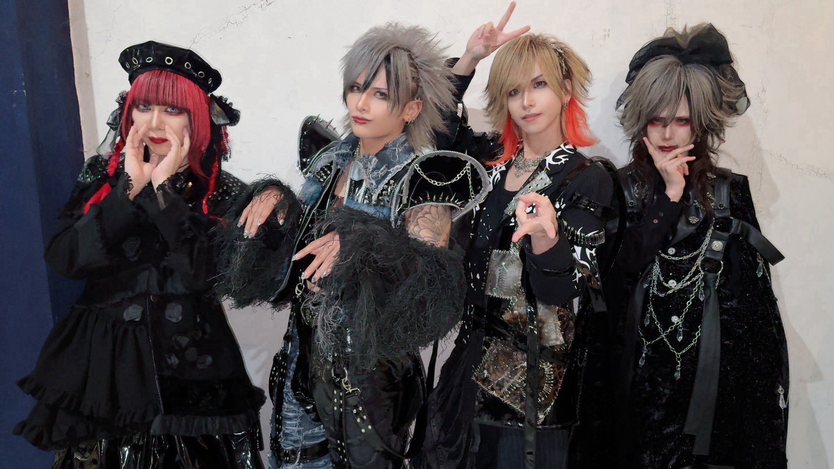 Royz　ちちんぷいぷい　チェキ　昴　甘い暴力 Royz on X: 