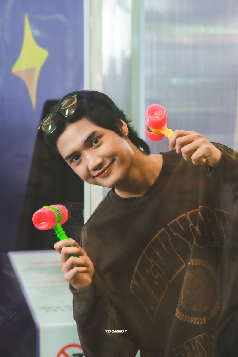 tracery_p05's tweet image. 251123 #TMCLIVExLE7EL
#PATTERN_LE7EL @TERN_CYM 

น่ า รั ก ม า ก ; _ ;