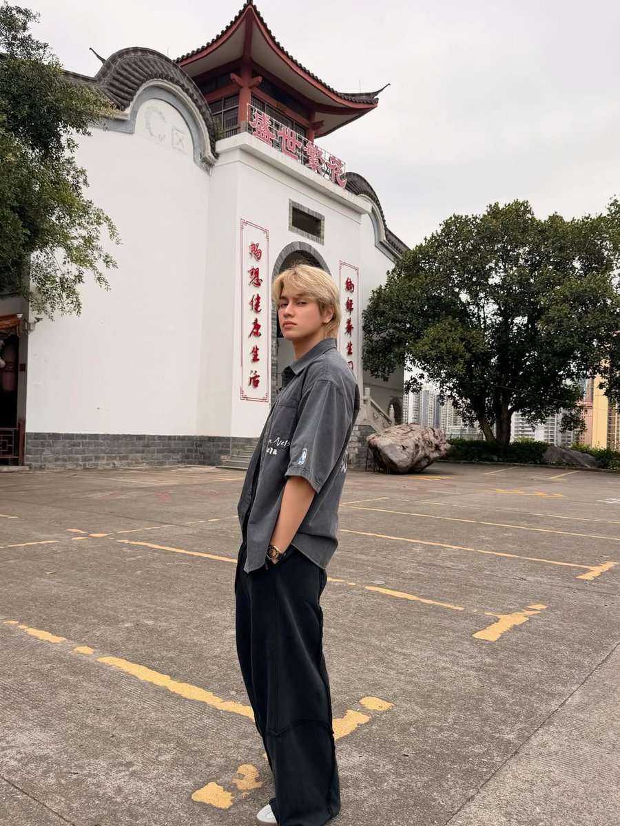 Nnatty2025's tweet image. He&apos;s so simple and still cute, Mart, Mart, don&apos;t forget the surprise you said you&apos;d post. I&apos;ve been wondering what the secret is for days. It&apos;s your fault 🫣🩷

#CSNP #CallMeCSNP 
#SMART_CSNP #ปีโป้ของต้าวมาร์ท
#WeAreSyra #SYRA✨️🩷