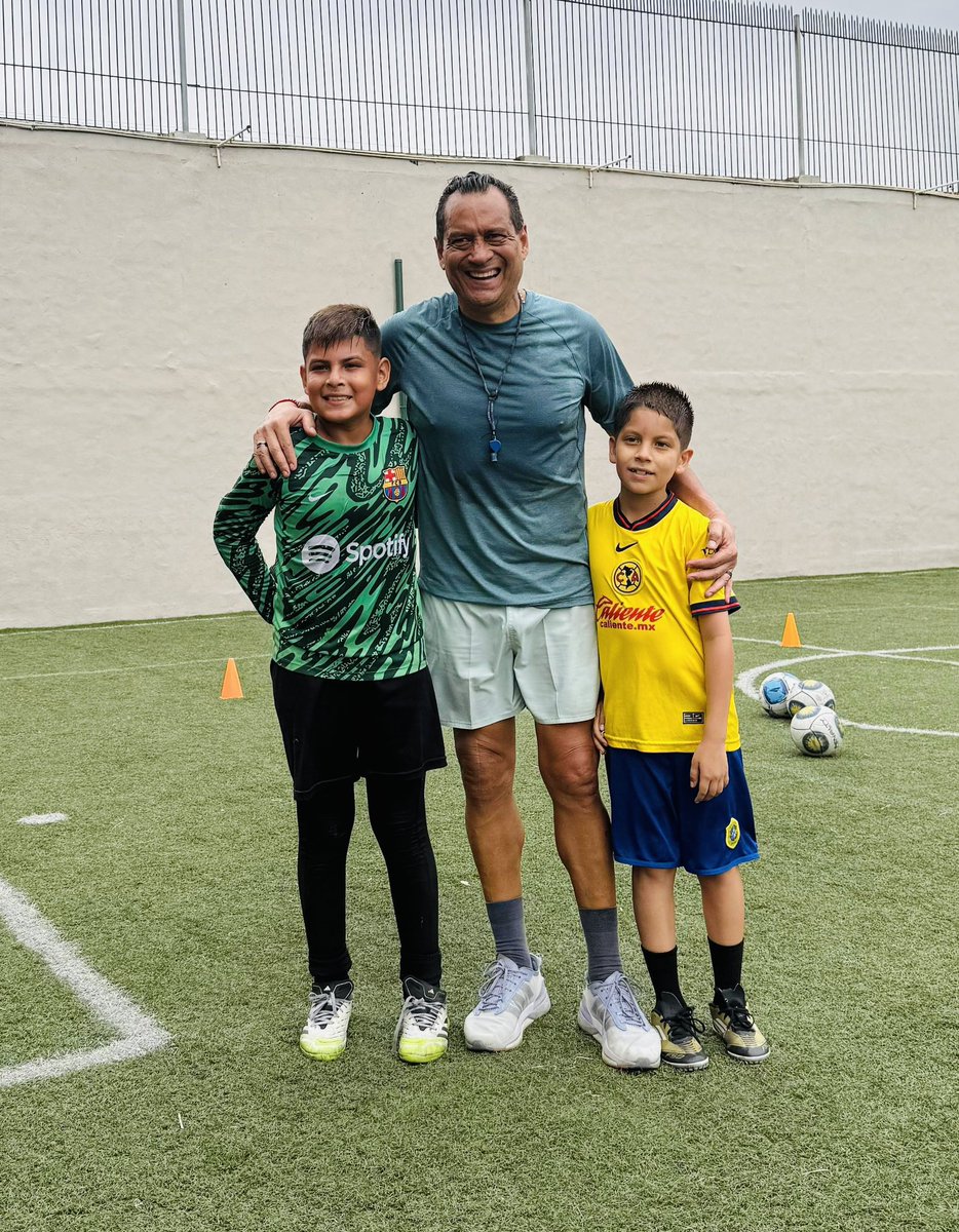 alex_cevallos2's tweet image. Bendecido domingo 🙏