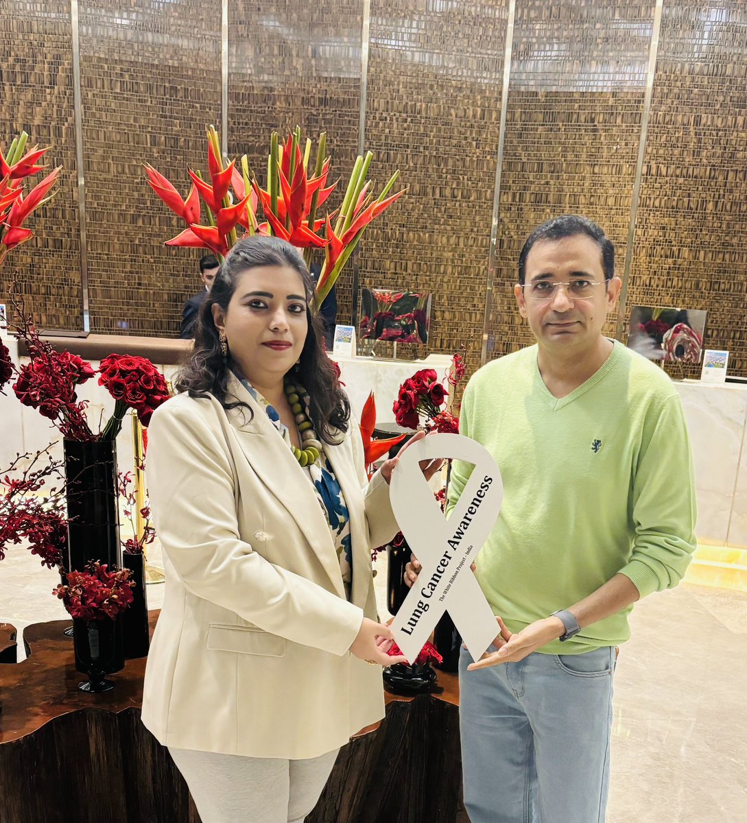 urvashi01's tweet image. 🚨 Proud to launch The White Ribbon Project - India🚨 with my co-founder @R2SurviveCancer. With hope for positive change, we bring a successful global movement to India.

Lung cancer = #1 cancer killer, yet ignored &amp;amp; underfunded. This movement fights stigma, raises awareness &amp;amp;…
