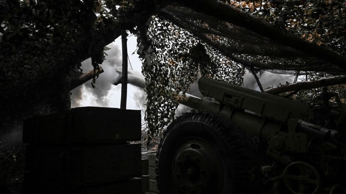 RFI's tweet photo. L'Ukraine frappe une centrale près de Moscou, la Russie revendique la prise de trois localités
➡️ https://t.co/K7EHoNuXkr https://t.co/RThPXQP0rJ