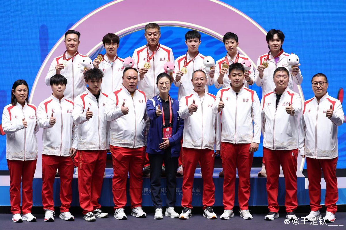 littlechuqin's tweet image. 20251123 | 🦁 Weibo Update!

เมื่อช่วงเวลา 4 ปีที่สิ้นสุดลง มันคือจุดเริ่มต้นใหม่ที่ดียิ่งกว่าเดิม ผมมีความสุขมากที่ได้เป็นส่วนหนึ่งของทีม ทุกคนทำงานหนักแล้วนะ 🫂 ความเสียใจและไม่เสียใจทั้งหมดคือสมบัติที่มีค่าที่สุด มีสติอยู่เสมอ และผมรู้สึกโชคดี…ที่ยังอยู่บนเส้นทางนี้…