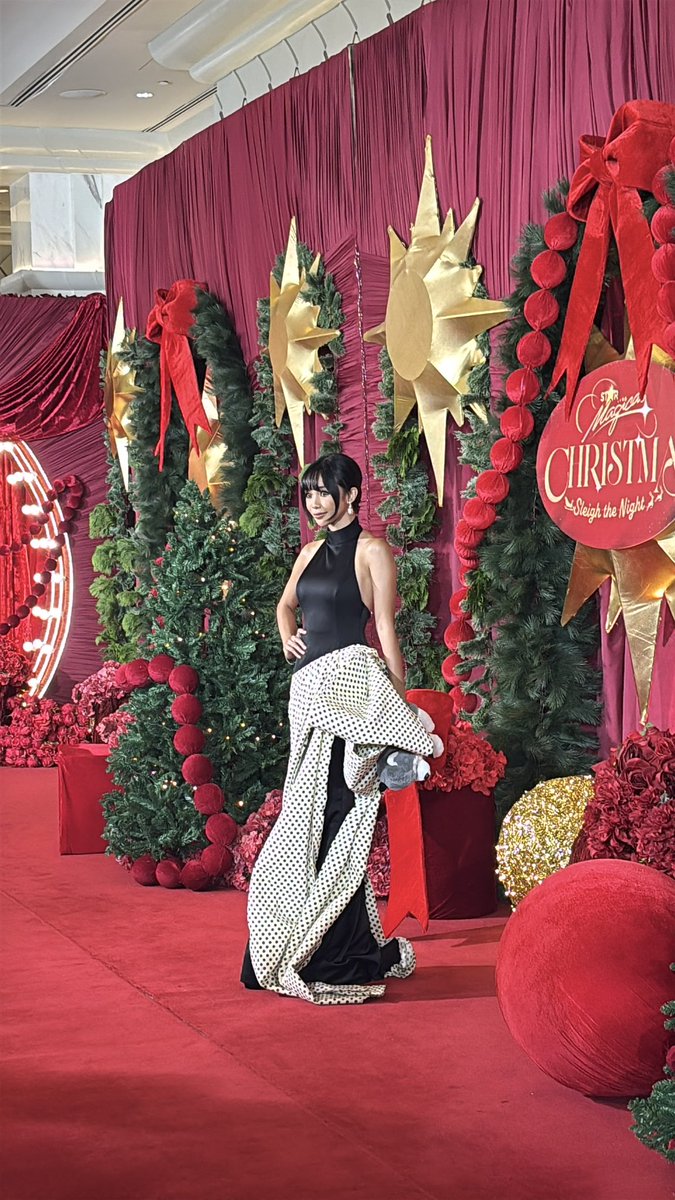 StarPopPH's tweet photo. AMAKABOGERA is here! 💗

Maymay’s look here at Star Magical Christmas 2025! 

#Maymay #StarMagicalChristmas2025
#SleighTheNight #StarPopPH #ABSCBNMusic https://t.co/NL6qoeUlFm