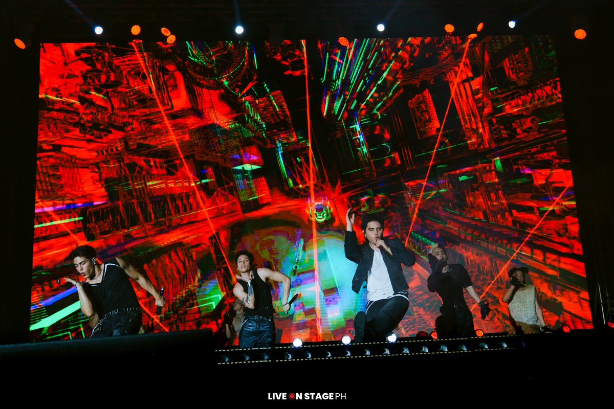 liveonstagePH's tweet image. [IN PHOTOS] 📸   

SB19 at #AuroraMusicFestCebu2025 
#AMF2025Cebu @SB19Official #SB19 
#SB19atAuroraMusicFestCEBU
