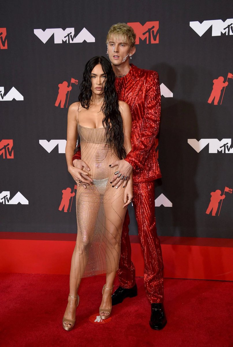 Machine Gun Kelly Makes Surprising Confession About His Sex Life Amid Megan Fox Reunion
"And just so you know, I'm not much far off from an F1 racer when I'm in the bedroom, because I'm very fast and it takes me a long time to get to the finish line,".