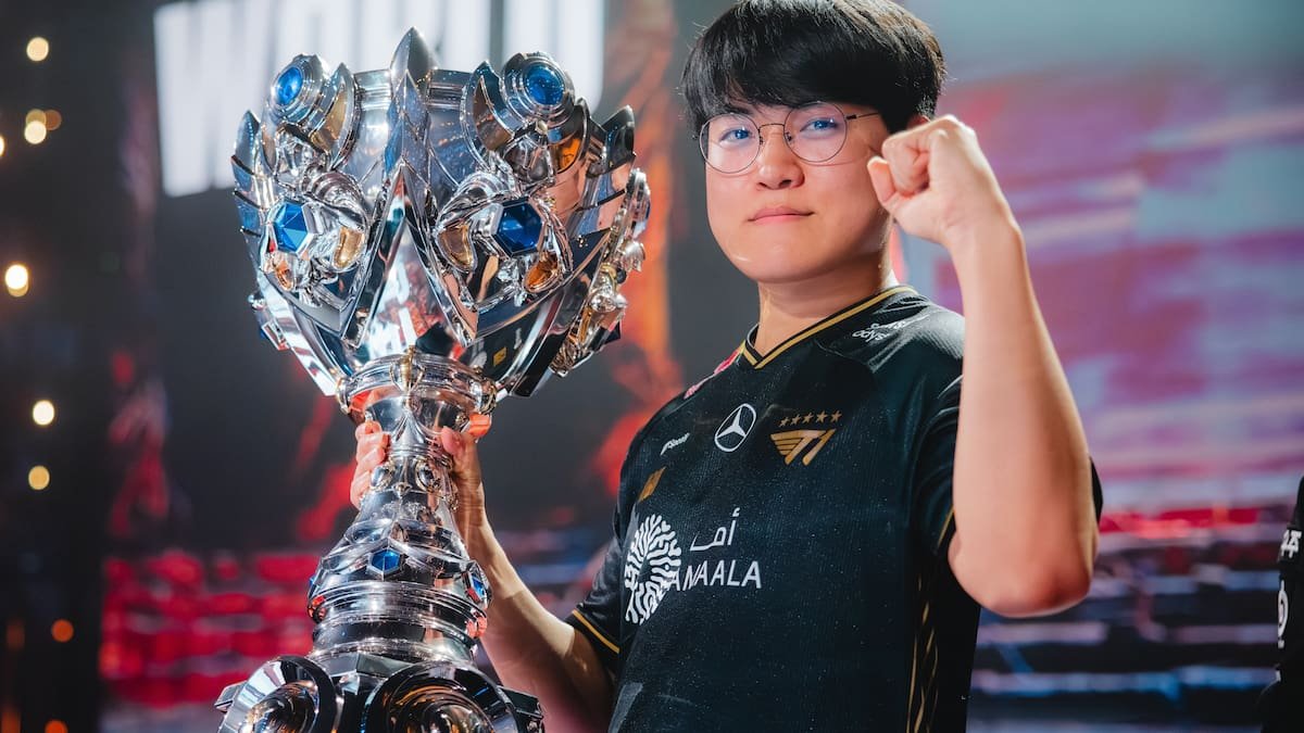LCK_FR's tweet image. [Mercato] Les champions du monde Gumayusi, Viper et Beryl n'ont toujours pas d'équipe ! 

Vous pensez ils vont aller où ?