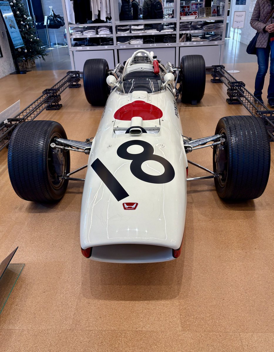 久しぶりにアバンテに会いに行くか〜って思って来たら変わってた
常設では無いんですね