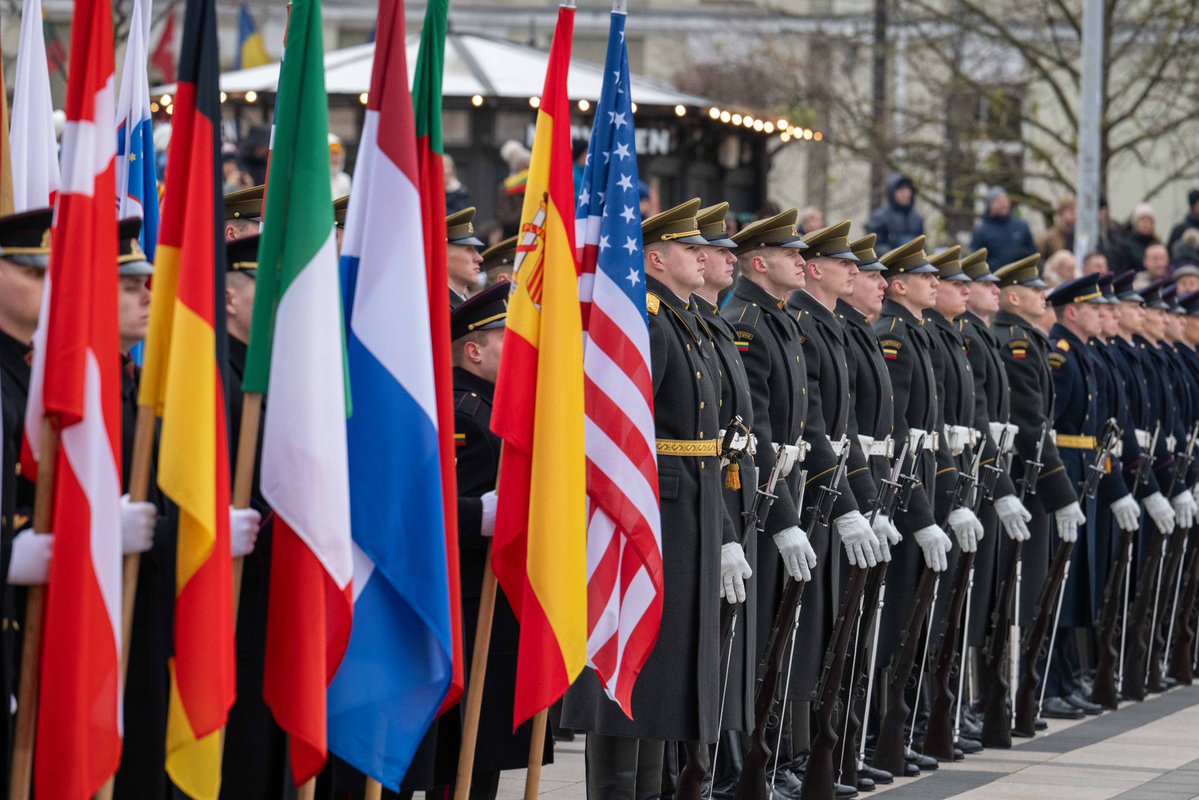 JackTwiss's tweet image. On occasion of Lithuanian Armed Forces Day and 107th Anniversary of Restoration of the Lithuanian 🇱🇹 Armed Forces. Netherlands 🇳🇱 troops of @mnbg_lithuania participated in the formation and parade in Vilnius @GoVilnius. 🇪🇸 airforce flyby Excellent photos 📷 by Robertas Dackus.