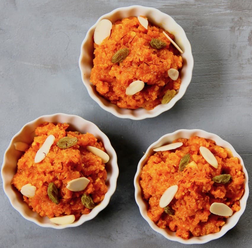 Himalayansurbhi's tweet image. पेट के भी अपने एक छोटे से दिल होते है 
जो सिर्फ गाजर का हलवा पर फिदा होते है।