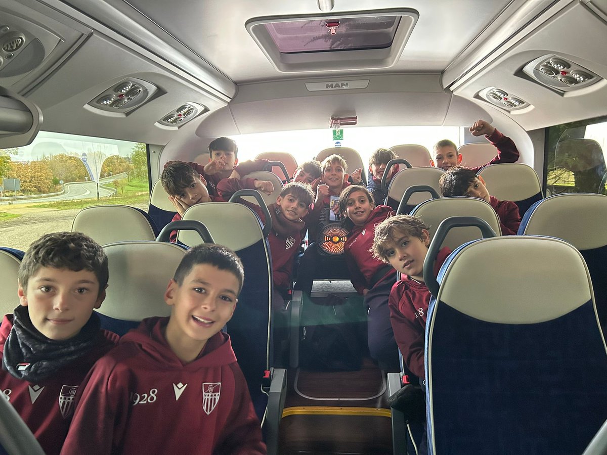 Vicotria del AA en riaza, partido que se nos complica los 10 primeros minutos en el que el resto fuimos superiores, gran trabajo del equipo