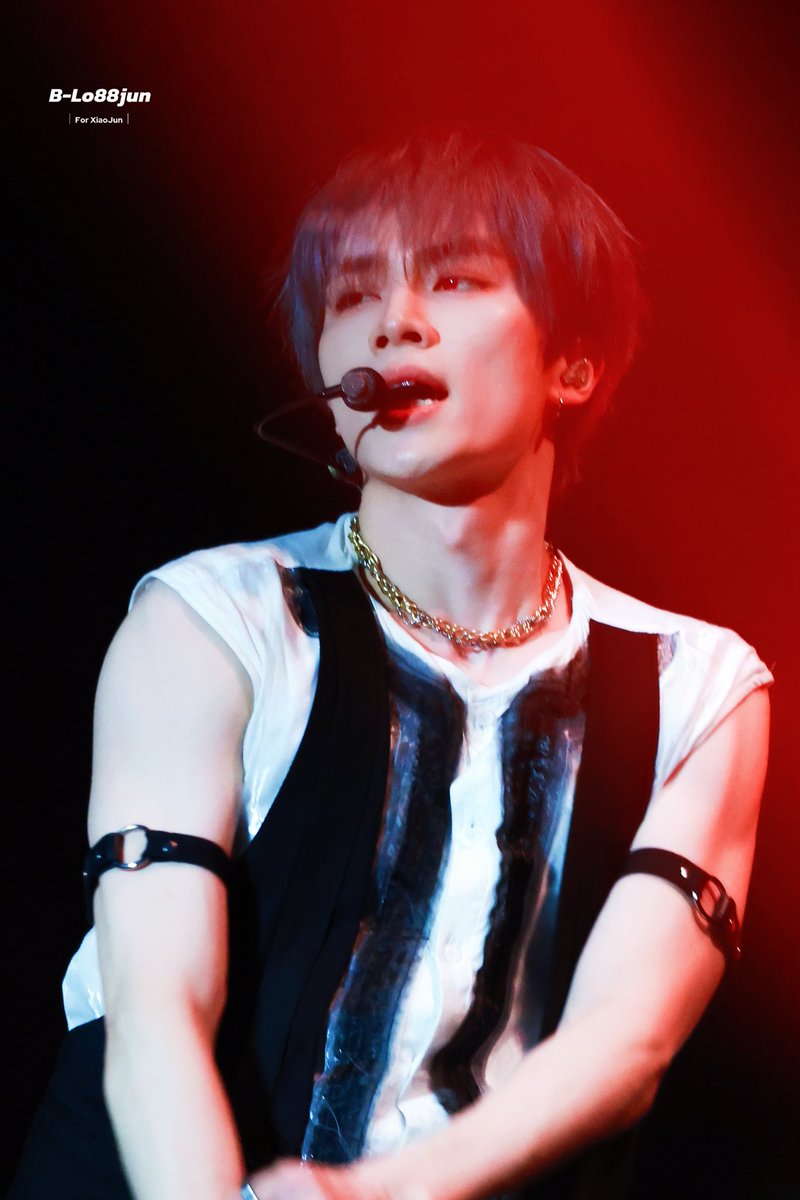B-Lo88jun tweet media