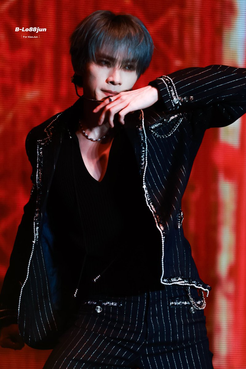 B-Lo88jun tweet media