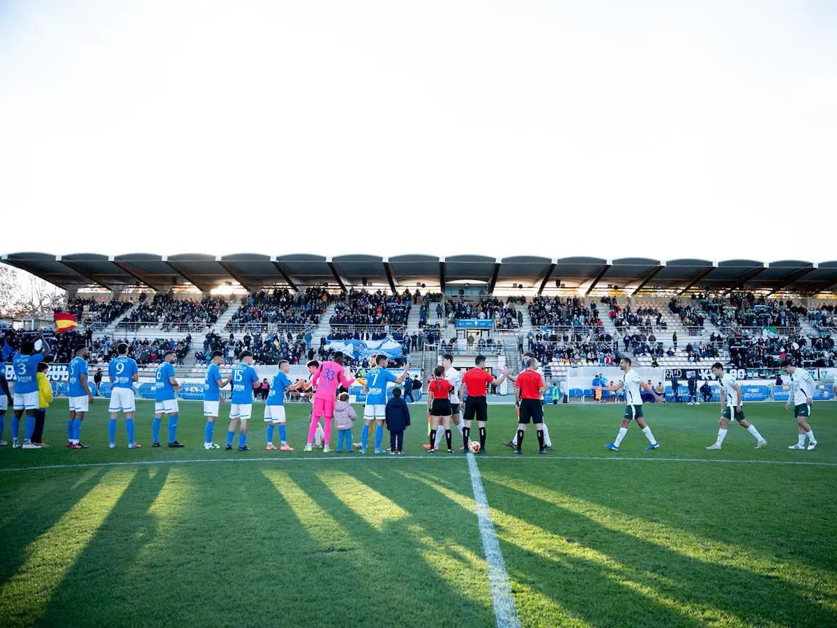 Seguimos… Buen esfuerzo de todos, afición espectacular. 💙💙