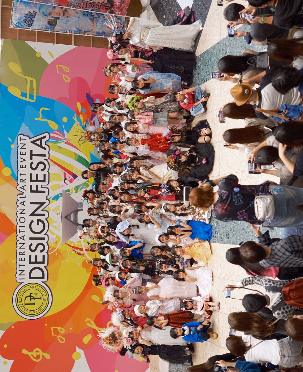 alpha_900's tweet image. ２０２５年１１月１６日（日）
第６２回デザインフェスタ
Ｌ４-ファッションショー
最近キアラさんのステージを
見る機会が増えて嬉しい限りです✨🥰
＃健ちゃん先生
＃L4ファッションショー
＃Kiala