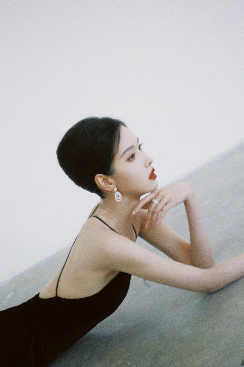 wosyom's tweet image. 251123 진도령 샤오홍슈

#진도령 #陈都灵 #ChenDuling