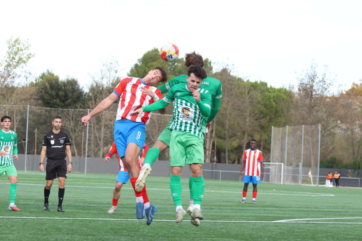 💪 No ens rendim!

Som-hi que podem, Manresa!

⏱️ 77’ | CE Manresa | 0-0 | <a href="/CFPeralada/">CF Peralada</a>

#ManresaPeralada