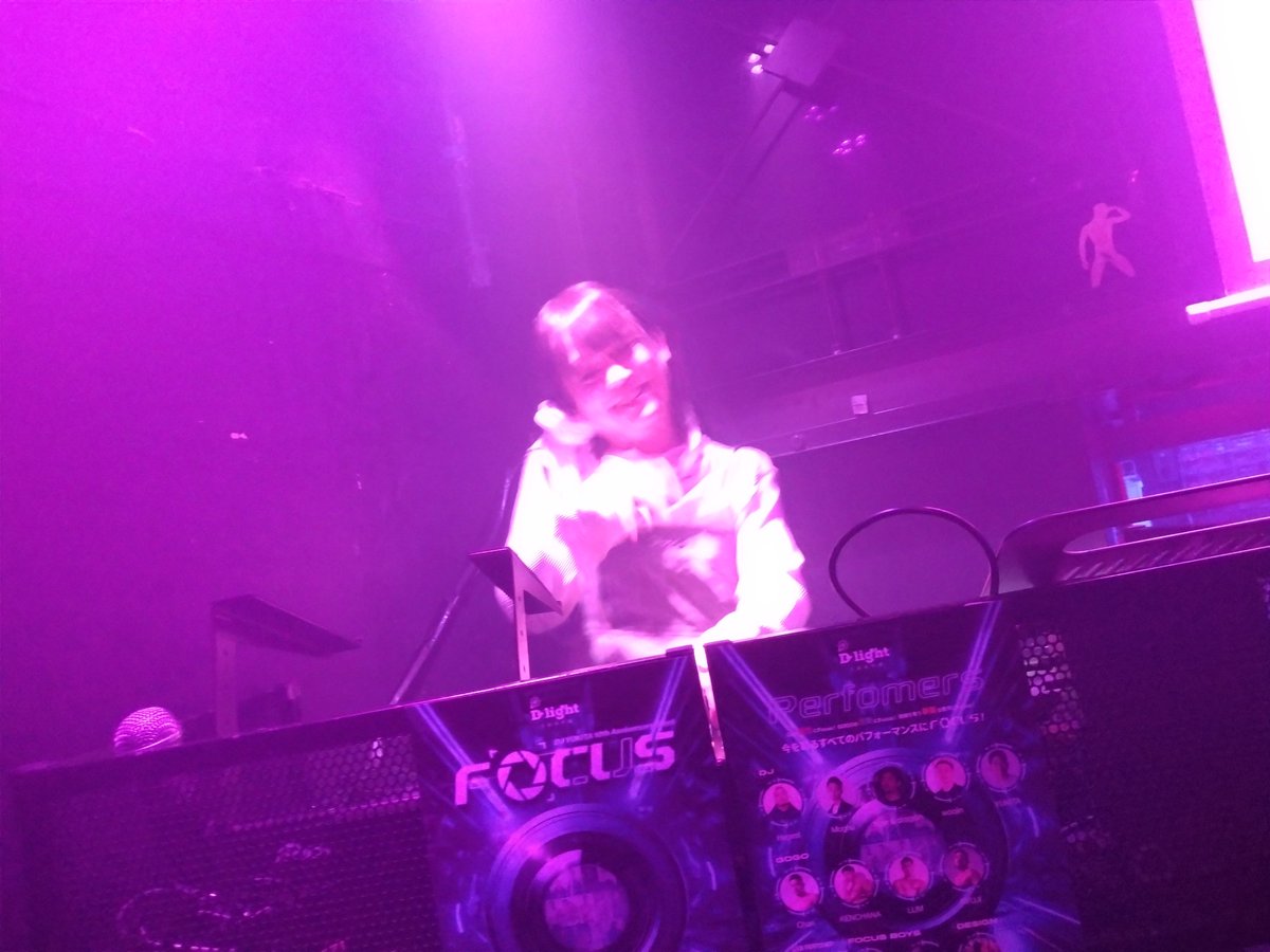 TRICKからお先に失礼します
さくらちゃん、”Many Classic Moments”はダメよ？BBAのハートのど真ん中グッサリよ💘
むぎちゃん湯島からお疲れ様でした
すっごいカッコイイ世界観でした
お会いしたみなさん短い時間でしたがありがとうございました

 #TRICK