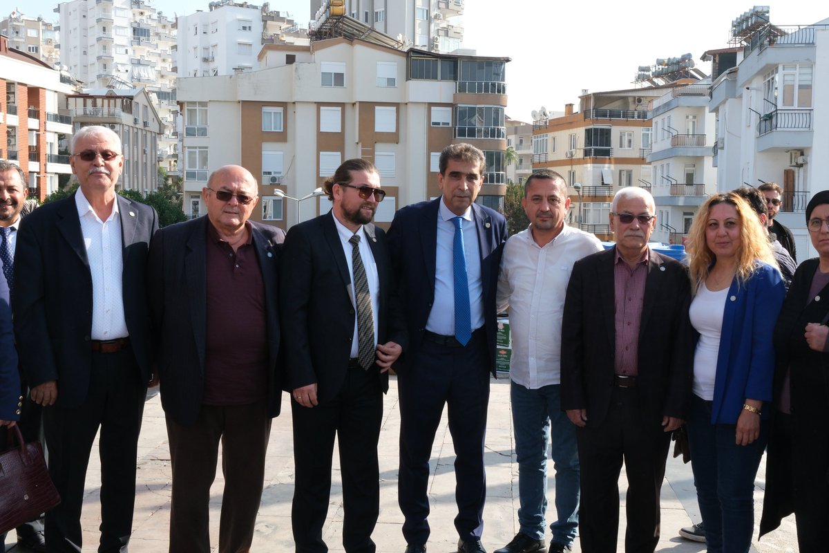 antiyiparti07's tweet photo. Siyasi Parti Temsilcileri, Sivil Toplum Kuruluşları ile Hemşeri Derneği Başkanları, Muhtarlar ve kalabalık bir davetli topluluğunun da katıldığı  Kongremize iştirak ederek oyları ile bizlere destek veren tüm Delegelerimize şükranlarımızı sunuyoruz.

@MDervisogluTR 
@UGUR__POYRAZ https://t.co/ZT3kAWDJiJ