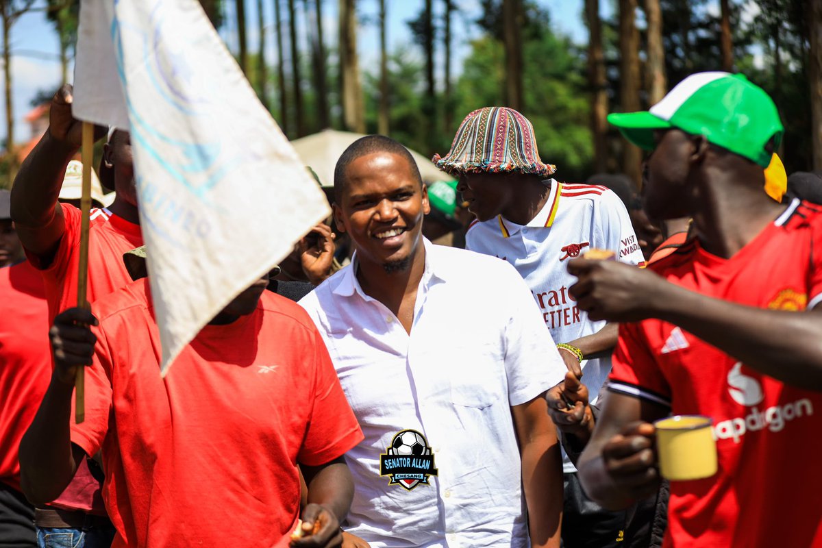 HonAllanChesang's tweet photo. ALLAN CHESANG SUPER CUP – COUNTY LEVEL
TODAY
 — QUARTER FINALS ACTION!
Get ready for thrilling football as top teams battle for a spot in the semi-finals! 

🏆 Quarter Final Fixtures

Tulwet FC (Kiminini)
🆚
Spotif FC (Kwanza)

Bwayi FC (Kwanza)
🆚
Mubere FC (Endebes)

Raising Stars FC (Saboti)
🆚
Chepchoina FC (Endebes)

Tuwan Combine FC (Saboti)
🆚
City Stars FC (Cherangany)

#allanchesangsupercup #FootballKE