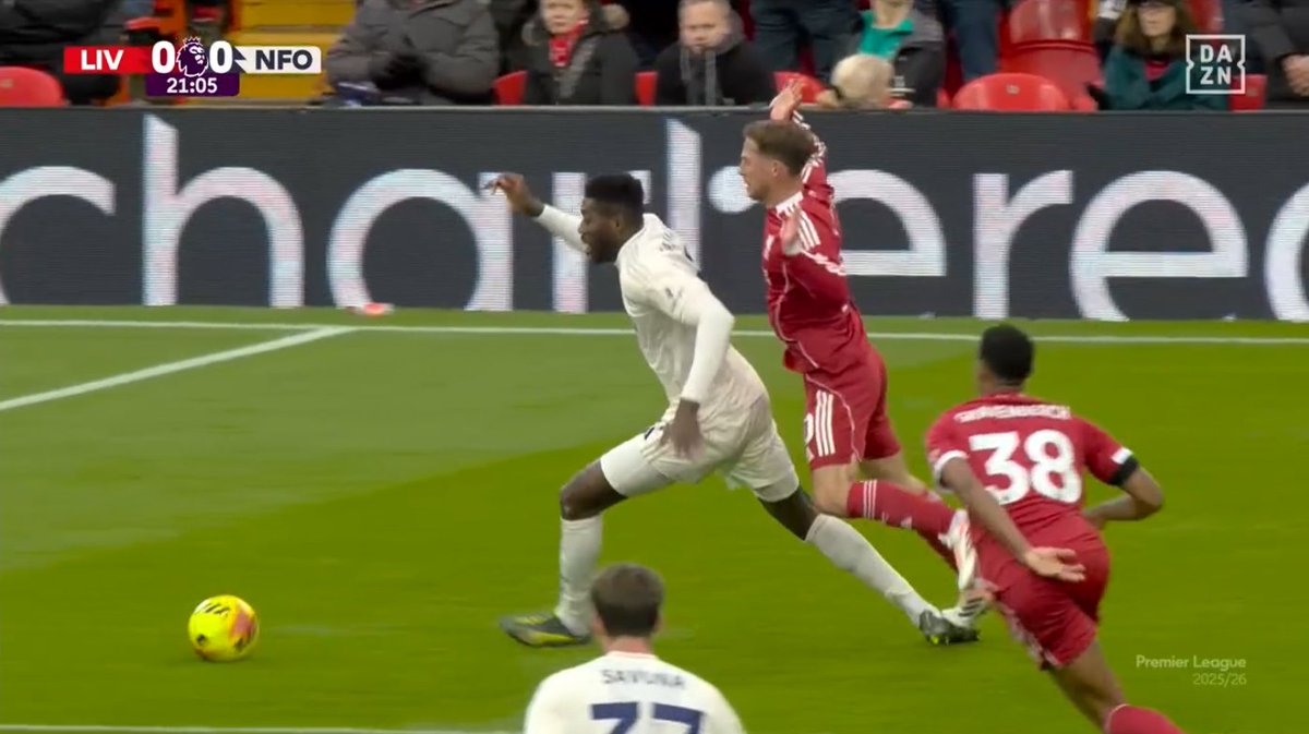 Archivo VAR 🇬🇧 tweet media